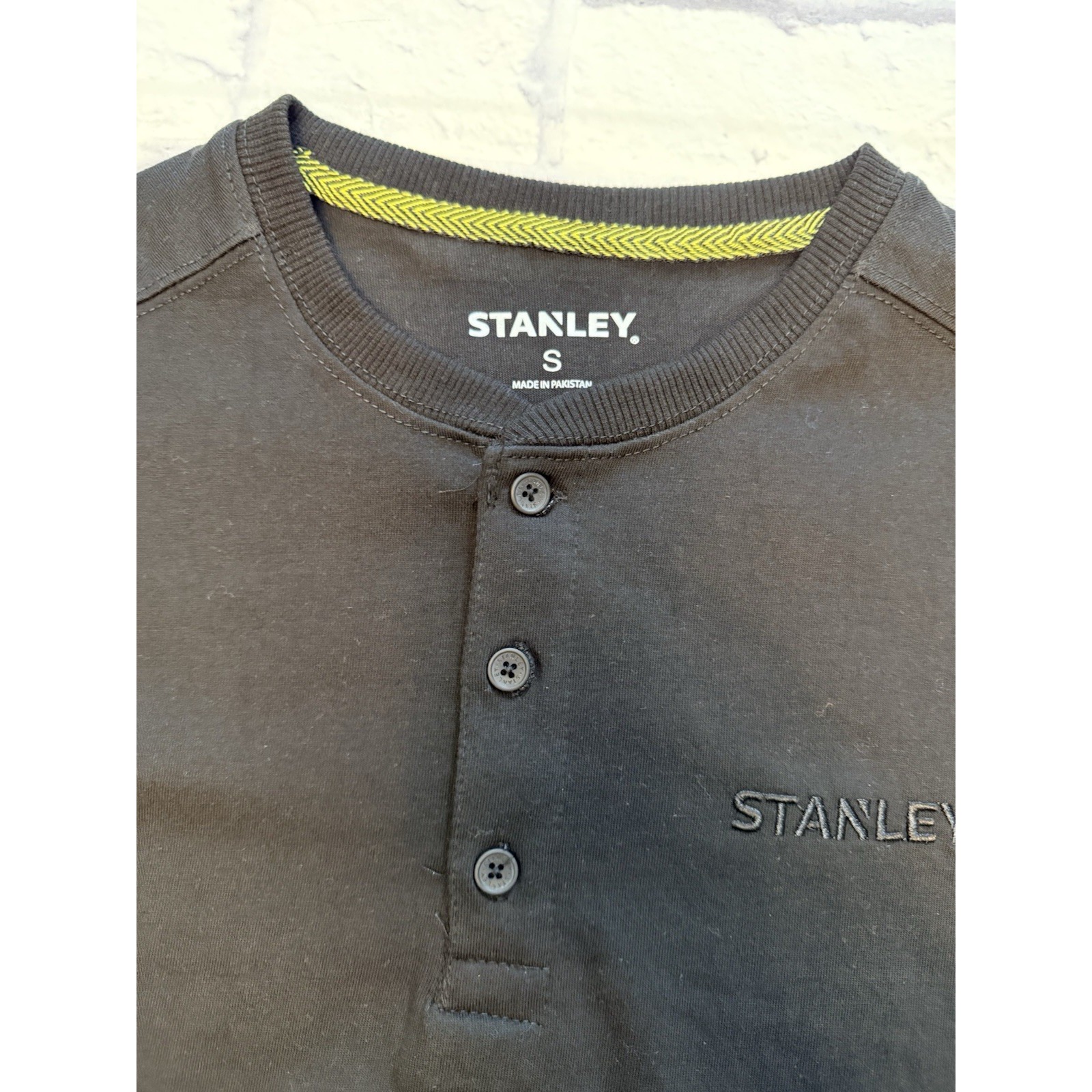 Stanley Workwear Men's Small Cotton Blend Black Henley Long Sleeve Shirt, Nwt — image 4 of 8